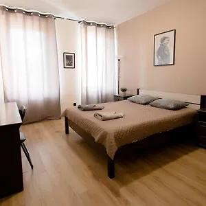 Hidden Peak Guestrooms , Warszawa Polska
